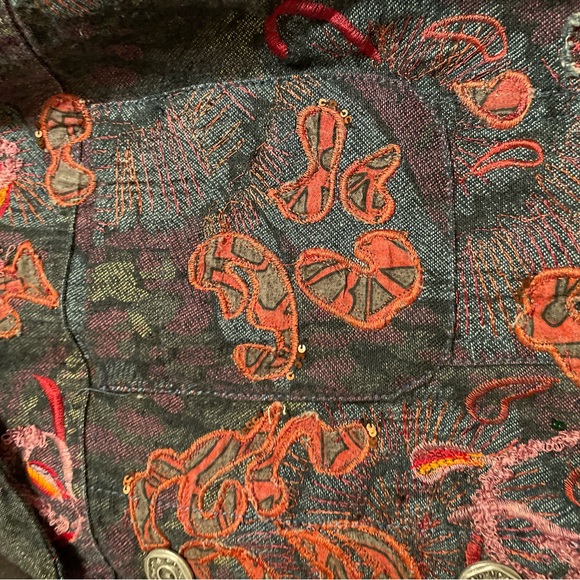 Jacket - Picture 5 of 5